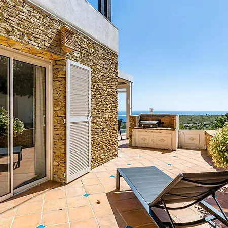 Vila Bellevue Par Dodo-a-cassis *